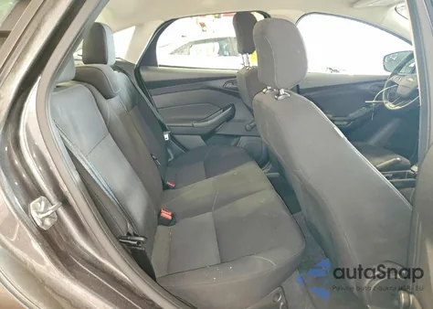 2016 Ford Focus S from USA, damaged, VIN 1FADP3E26GL273693